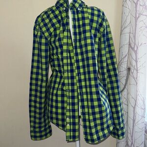 Aeropostale size m button down shirt green and blue